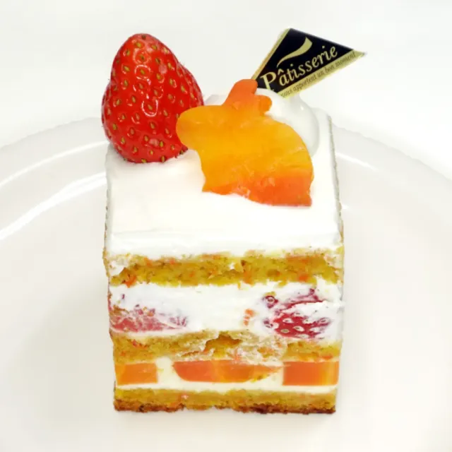 新作 にんじんのショートケーキ(有機人参キャロットケーキ)